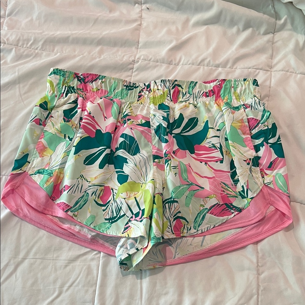 Athletic Works Women’s Size L shorts